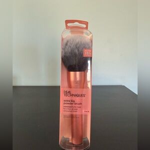 Real Techniques Extra Big Powder Brush- NEW